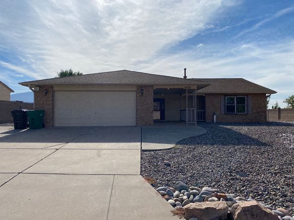 2058 Columbia Ct NE