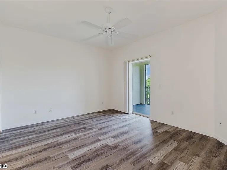 5612 Rose Garden Rd #204 — Photo 18