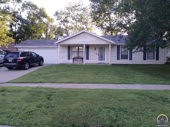 1043 SW Belle Ave, Topeka, KS 66604