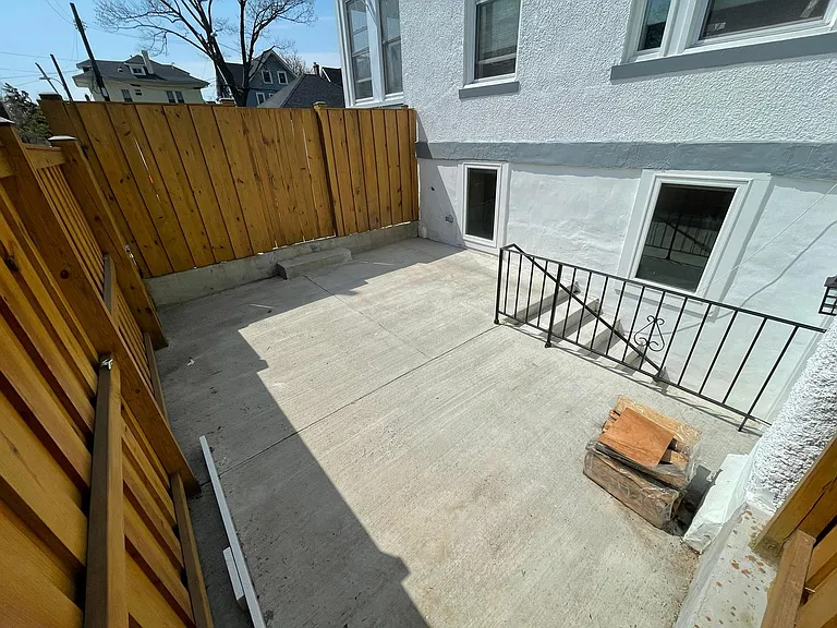 1412 Montague St NW #B — Photo 3