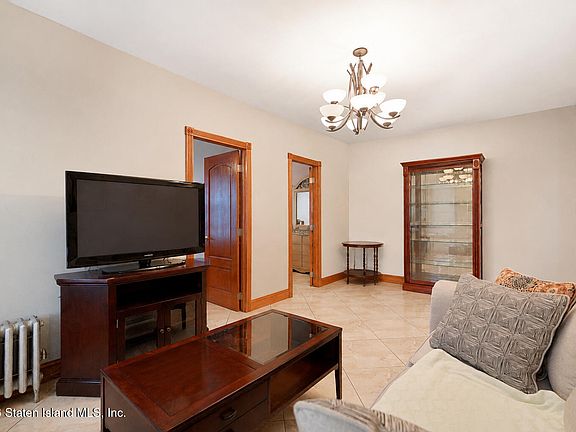 5th image of 1854 Bay Ridge Ave