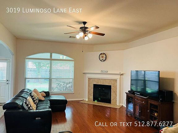 5th image of 3019 Luminoso Ln E