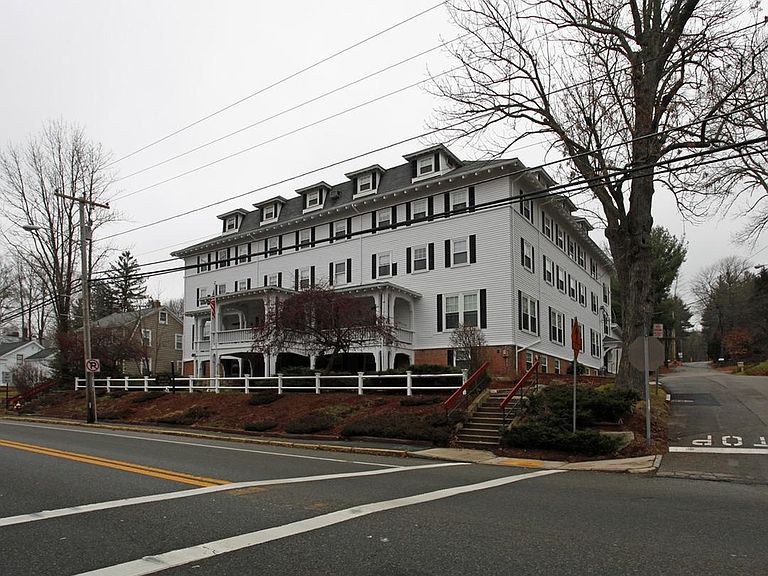 Upton Inn Apartment Rentals - Upton, MA | Zillow