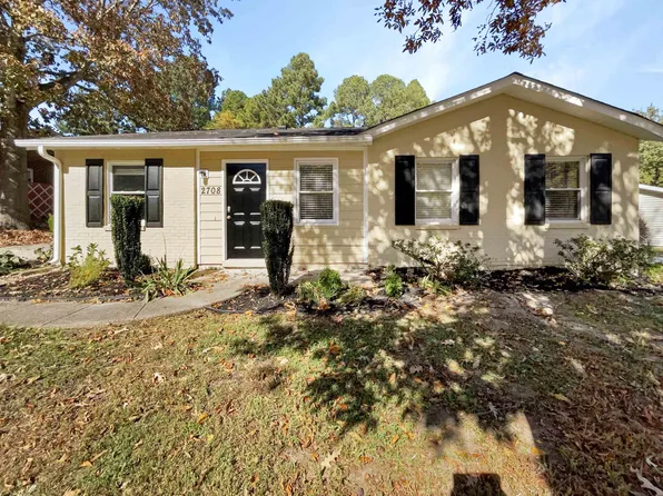 2708 Plainsfield Cir, Raleigh, NC 27610