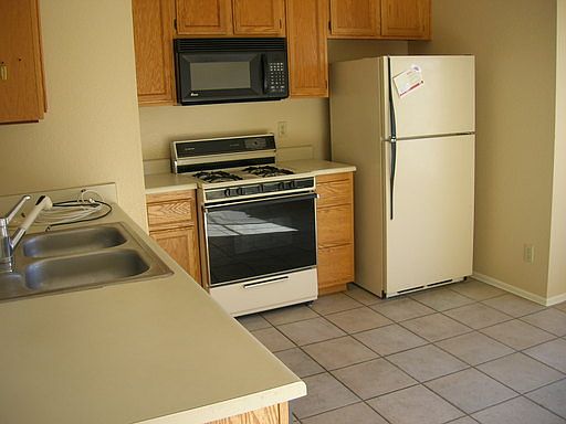 4th image of 1365 Crafton Ave APT 2077