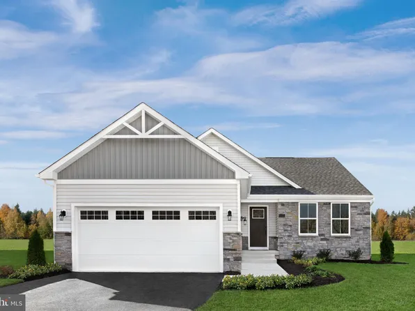 292 Hydro Rd, Inwood, WV 25428