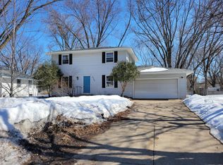 10757 President Dr NE, Blaine, MN 55434