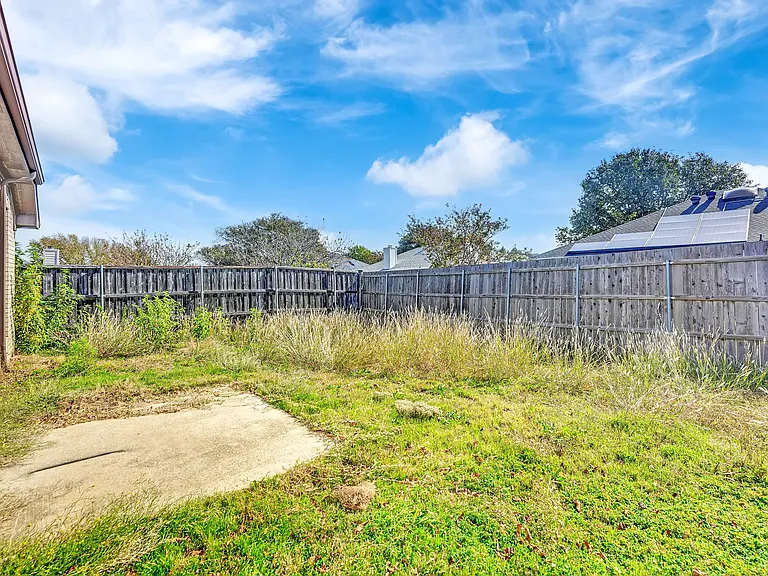1708 Windcastle Dr — Photo 23