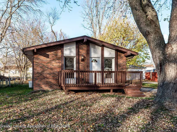 4024 Heathgate Dr, Lansing, MI 48911