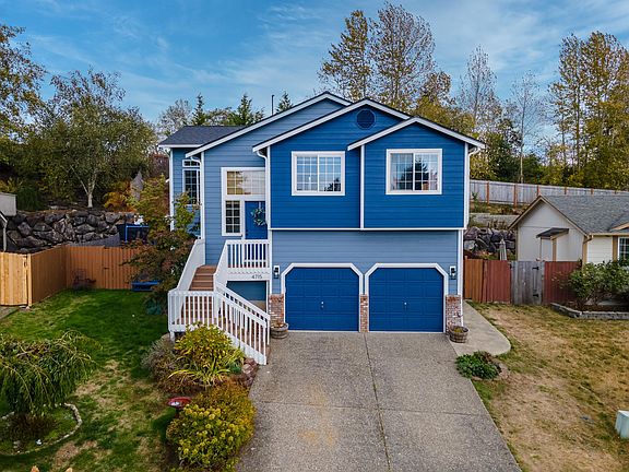 2nd image of 4715 30th Ave NE