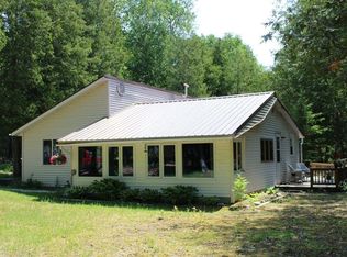 360 Rocky Rd, Bois Blanc Island, MI 49775
