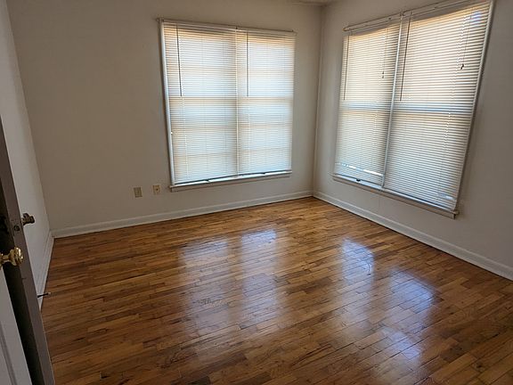 Bedroom #1