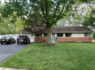 8 Constable Rd, Kendall Park, NJ 08824