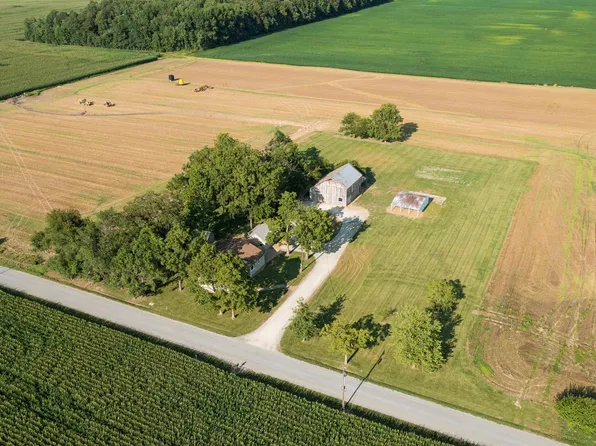 10629 S 500th Rd W, Warren, IN 46792