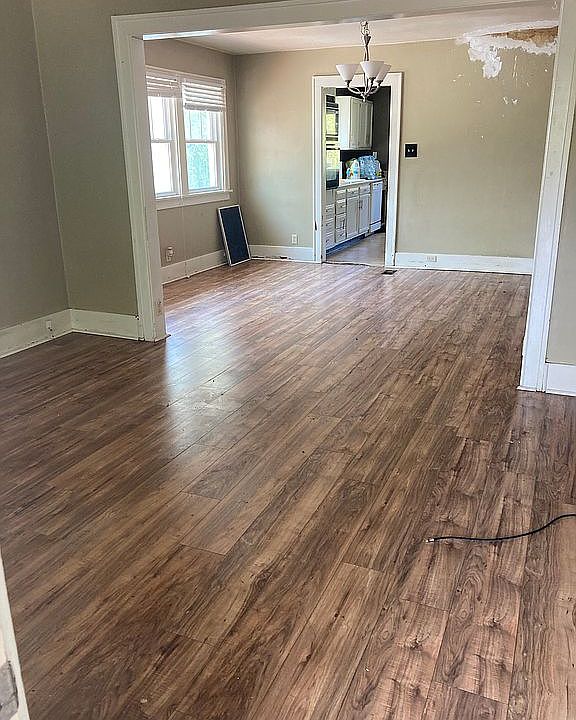 1st image of 2302 Mills Ave