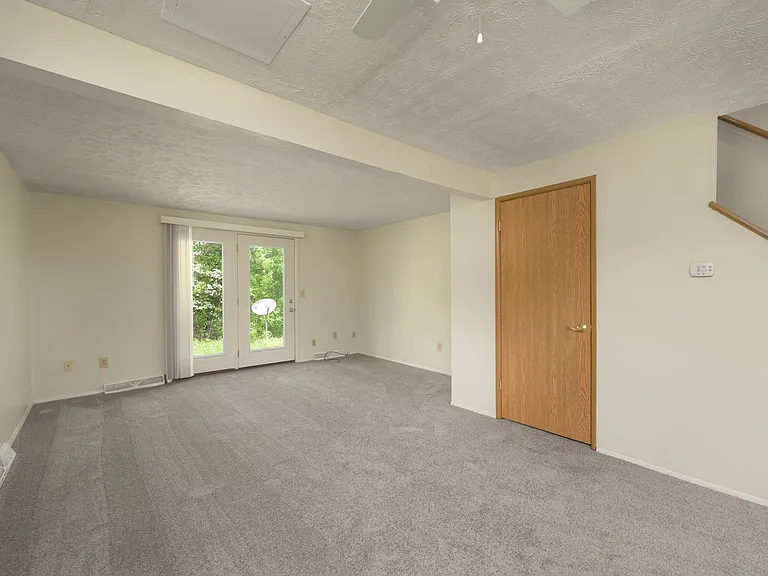 Kingswood Townhouses — Photo 13