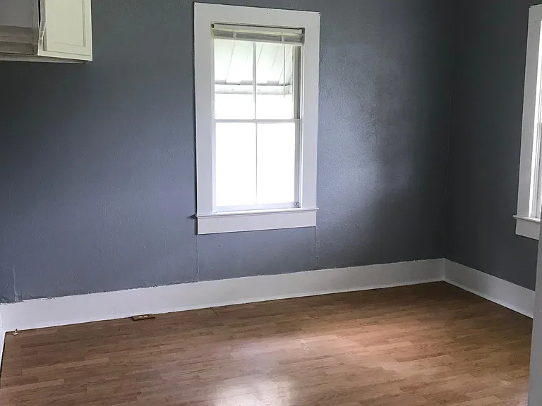 250 Blanchard St — Photo 3