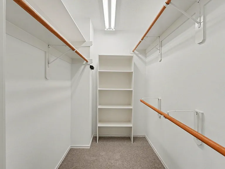 5402 Timbers Quail Dr — Photo 16
