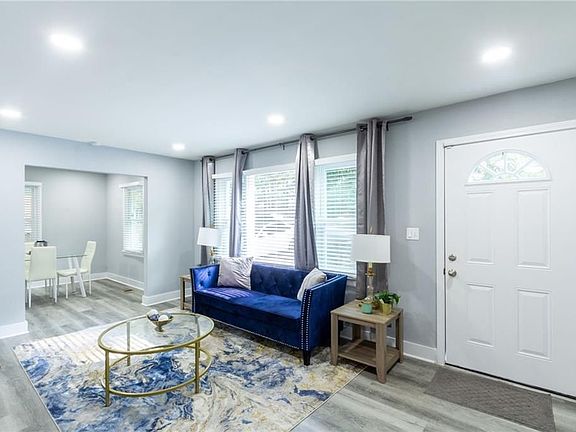 3rd image of 73 Anderson Ave NW