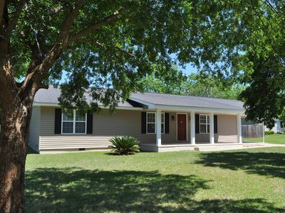 102 Meadowood Ln Fitzgerald Ga 31750 Zillow