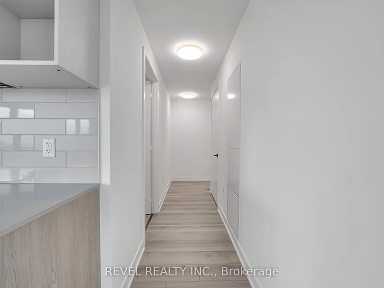 1185 Dupont St #1410 — Photo 12