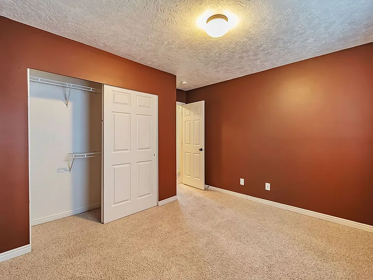2409 W Adelaide Dr — Photo 21
