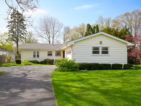 344 Parkway Dr, Wheaton, IL 60187