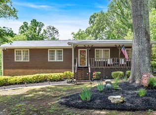 6863 Recreation Ln, Acworth, GA 30102