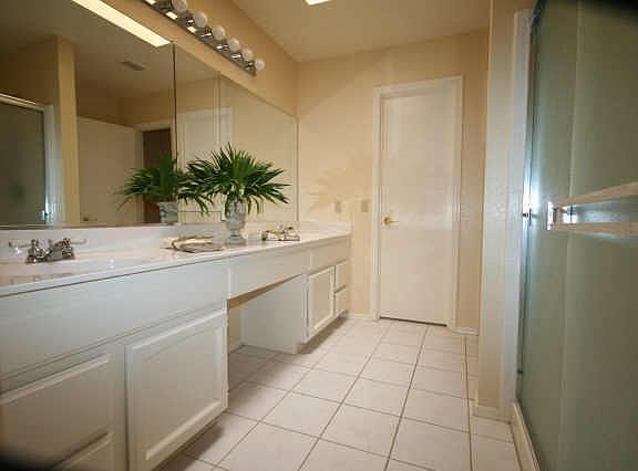5th image of 10547 S Voax Drive