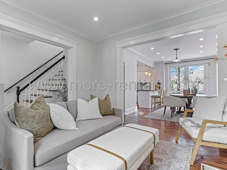 634 E Mithoff St — Photo 5