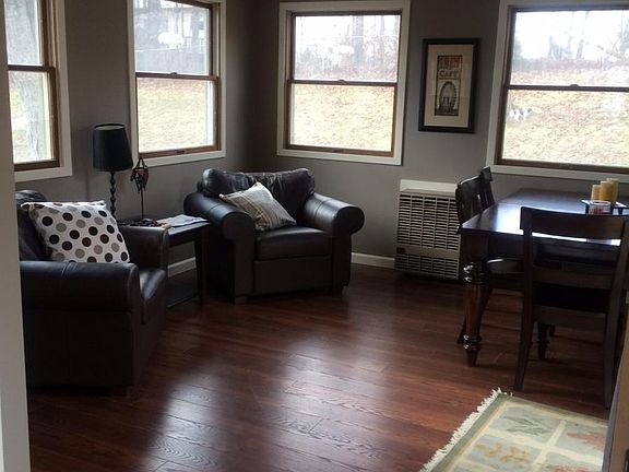 living/dining area