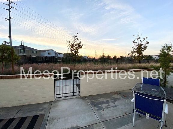 4th image of 3205 E Midsummer Privado Unit 2