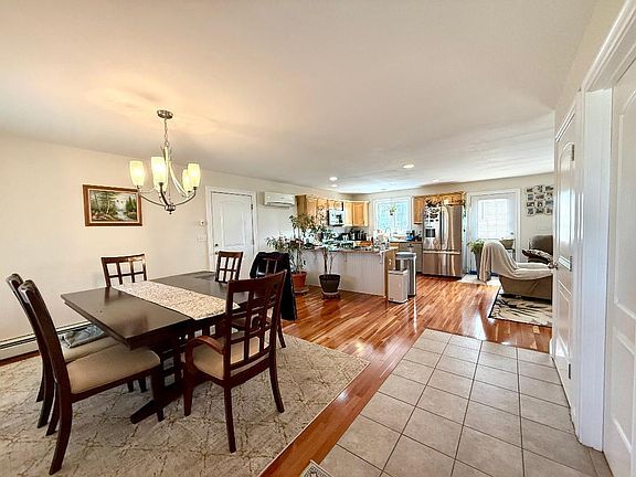 5th image of 25 Bishop Avenue
