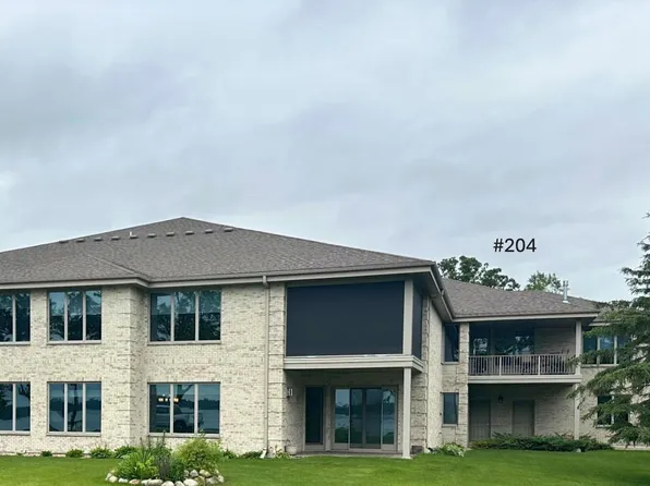 410 W Lake Dr #204, Detroit Lakes, MN 56501