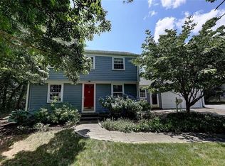 22 Pine Ave, Barrington, RI 02806