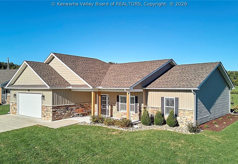 1st image of 32 Loraine Way