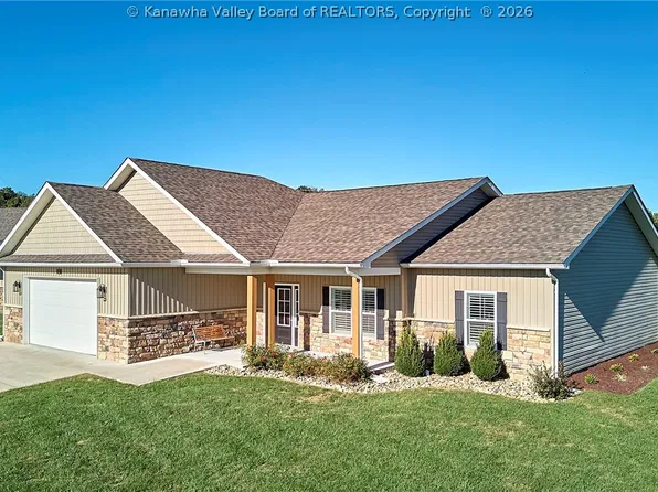 32 Loraine Way, Hurricane, WV 25526