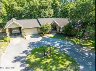 4829 Old Spanish Trl, Gautier, MS 39553
