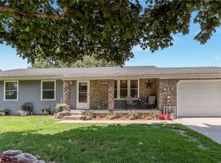 475 Oak St, Mondovi, WI 54755