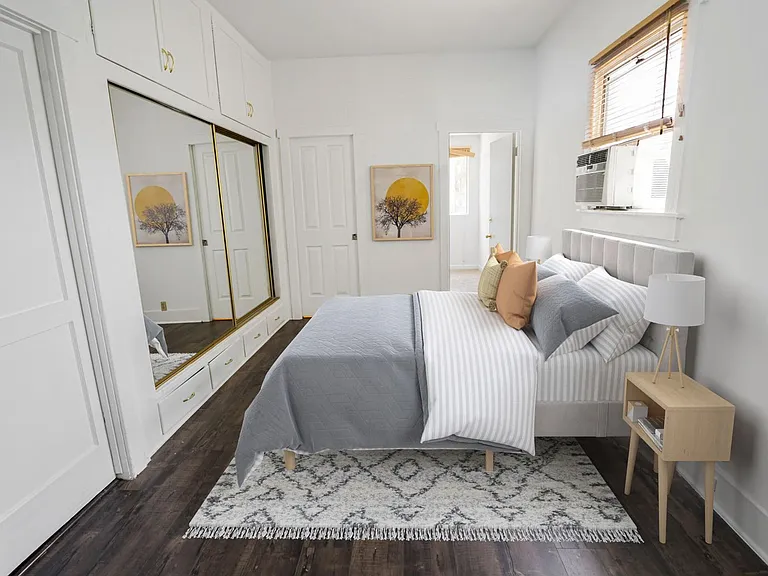 544 Salem St #FRONT HOUSE — Photo 6