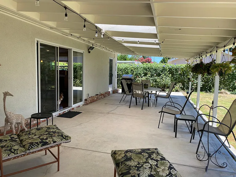 22508 Haynes St — Photo 16