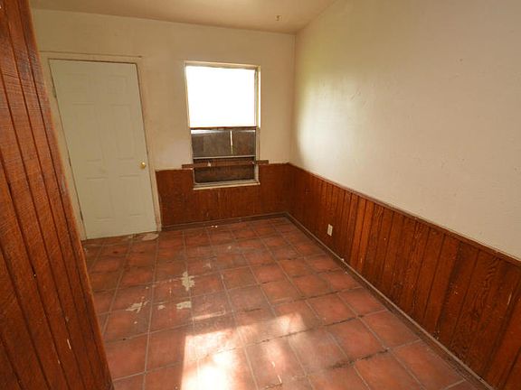 3rd image of 413 S 19th St
