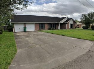241 Cypress St, Raceland, LA 70394