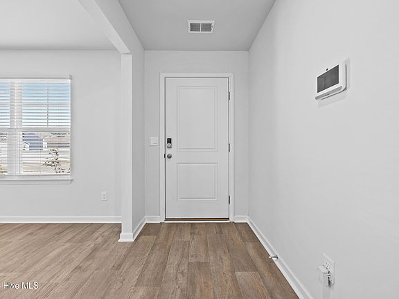 5th image of 756 Buckeye Road NE