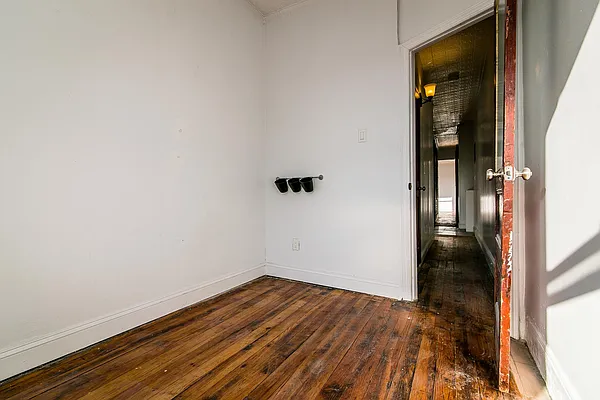 Rented by Nooklyn NYC LLC | media 26
