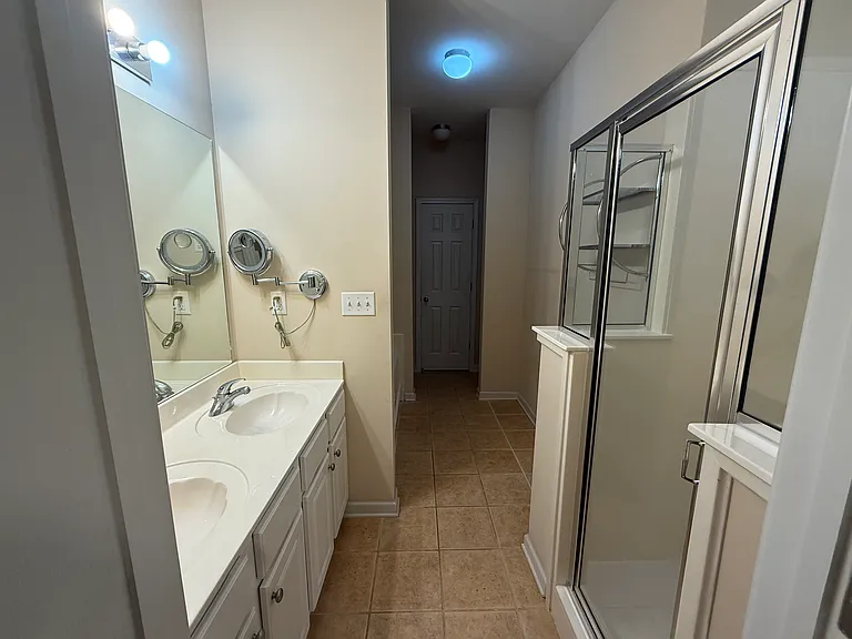 1353 Island Shore Dr — Photo 6