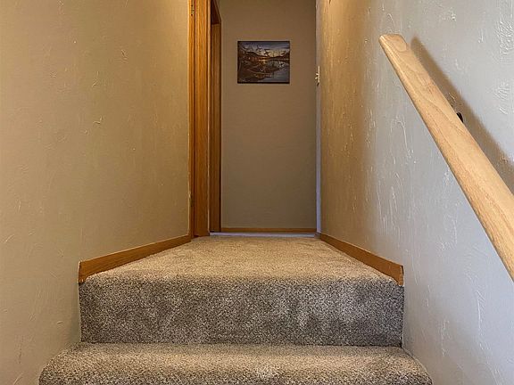 5th image of 1602 E Lawn Dr