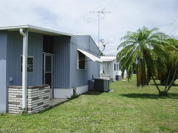 3rd image of 3158 Glenbrook Dr