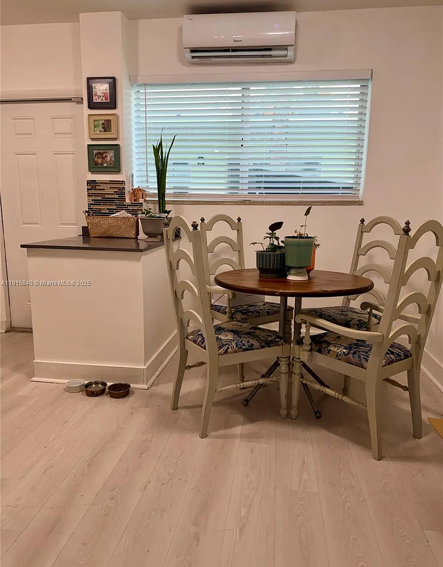 2 bed, 1.0 bath, $2,300 — Photo 2