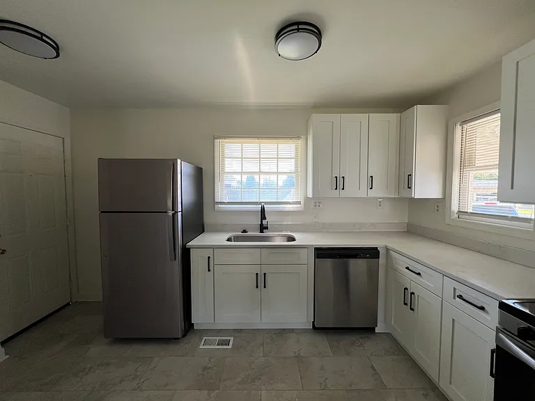2014 Studer Ave — Photo 8
